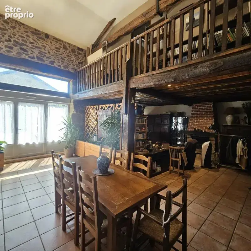 Maison 8 pièces 175 m² à vendre à Sainte-Marie-De-Vaux (87420) - photo 2