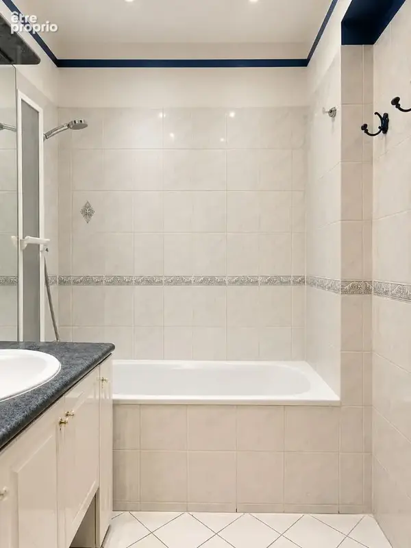 Appartement Paris 3 pièce(s) 55 m2 proche ligne 14 direct Orly - photo 8