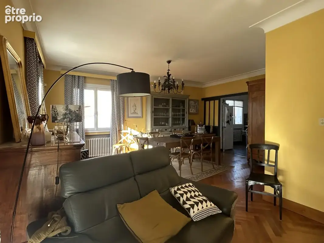 Maison 8 pièces 177 m² à vendre à Niort (79000) - photo 2