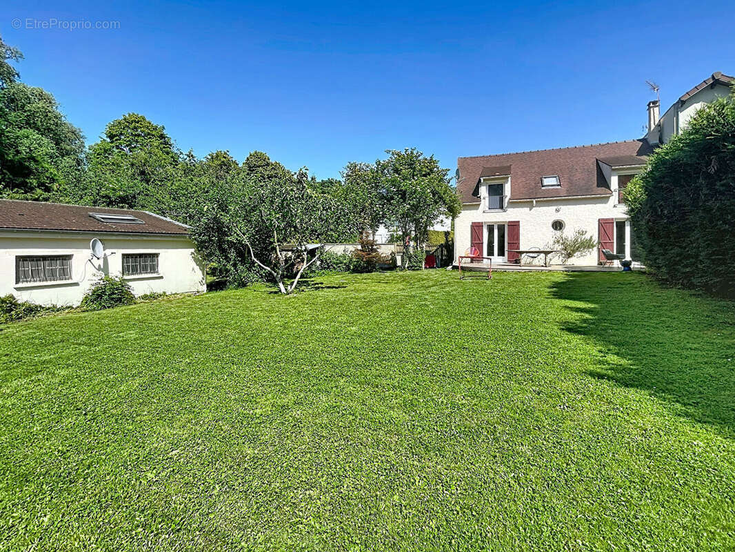 Maison à SANTENY