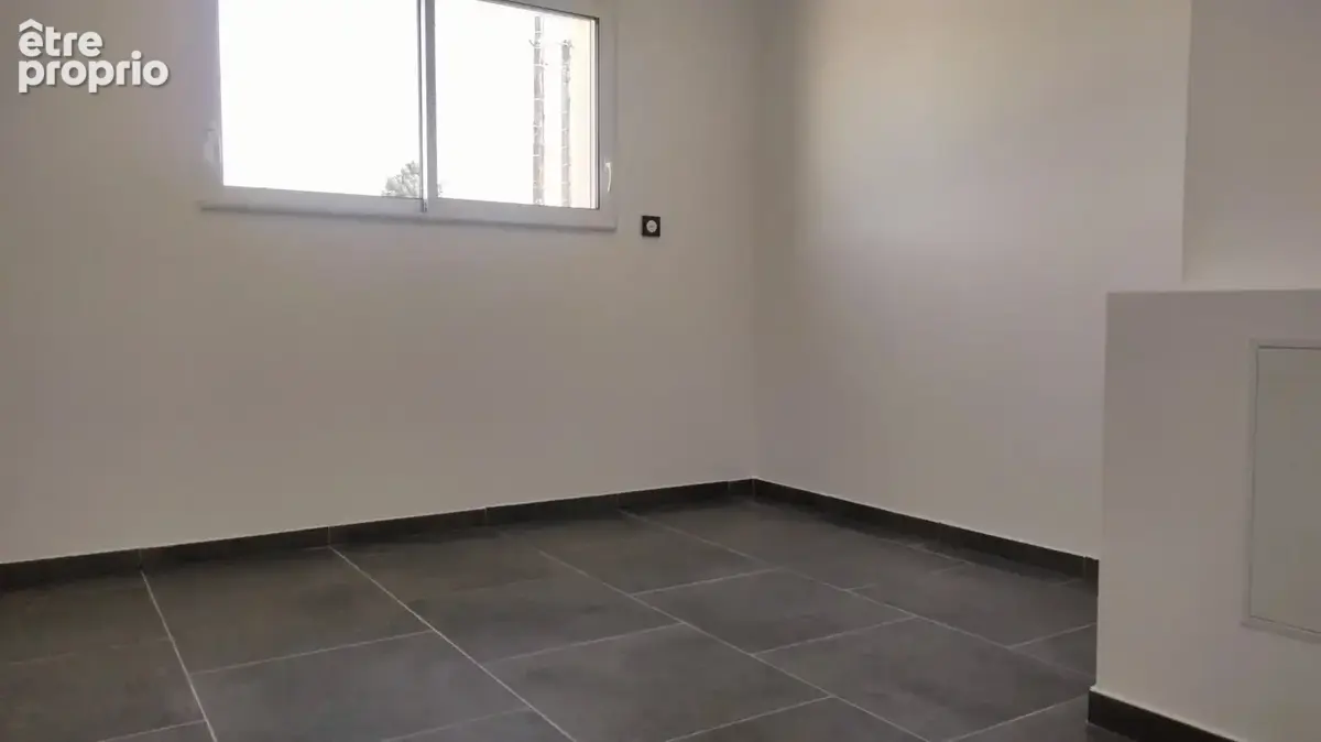Maison neuve, centre Neuville - photo 8