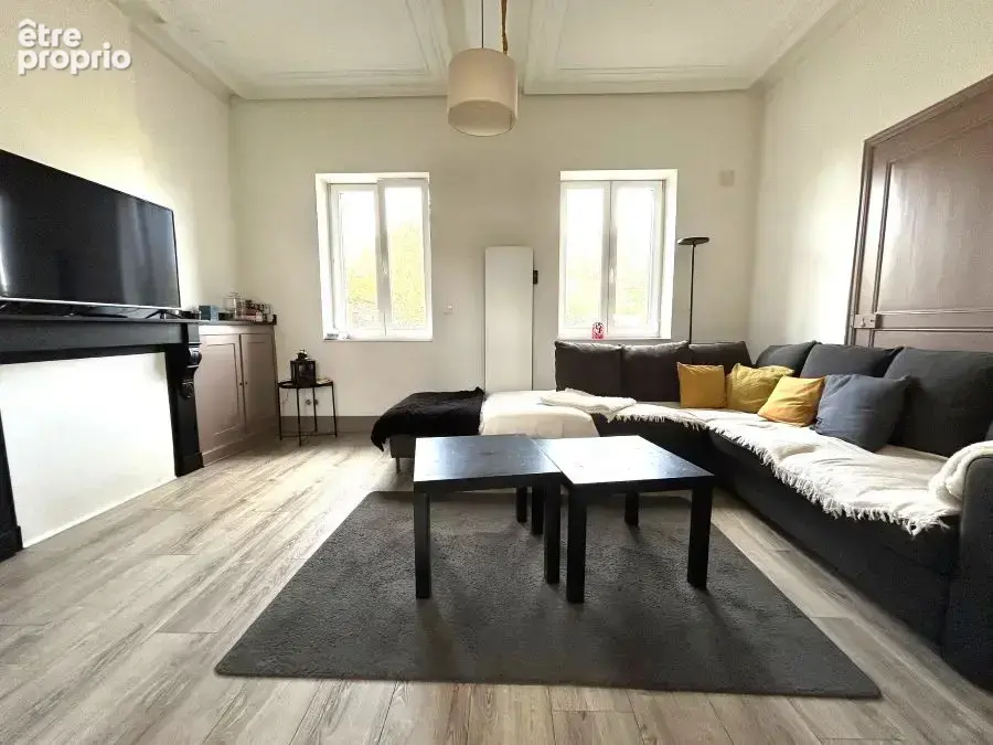 Maison de style Bourgeoise entièrement rénovée située au coeur du village !! Prix NEGOCIABLE ! - photo 12