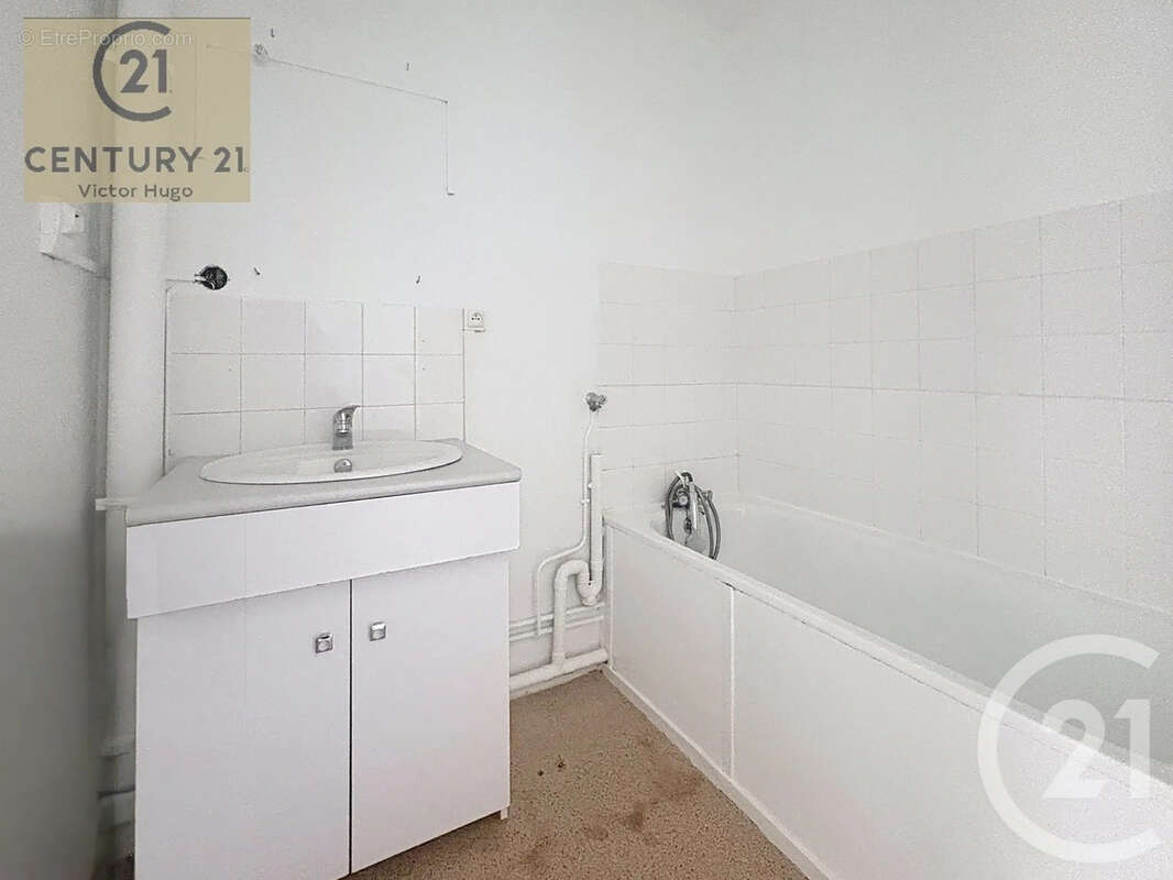 Appartement 64 m² à Limoges  - photo 7