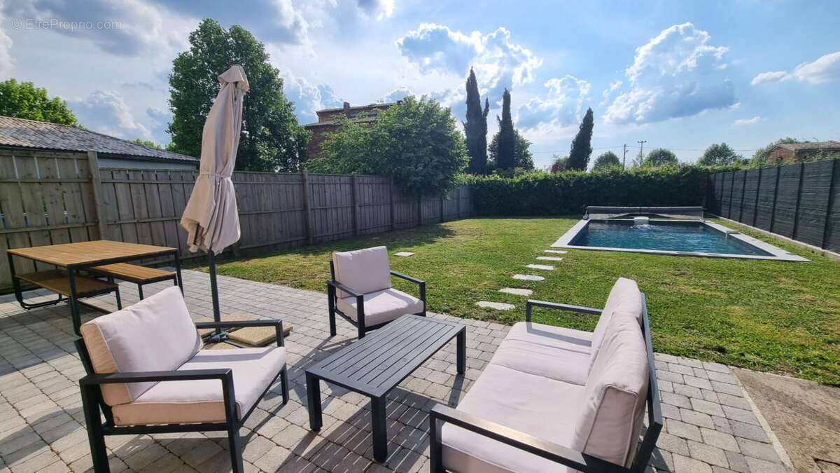 Maison à SAINTE-HELENE