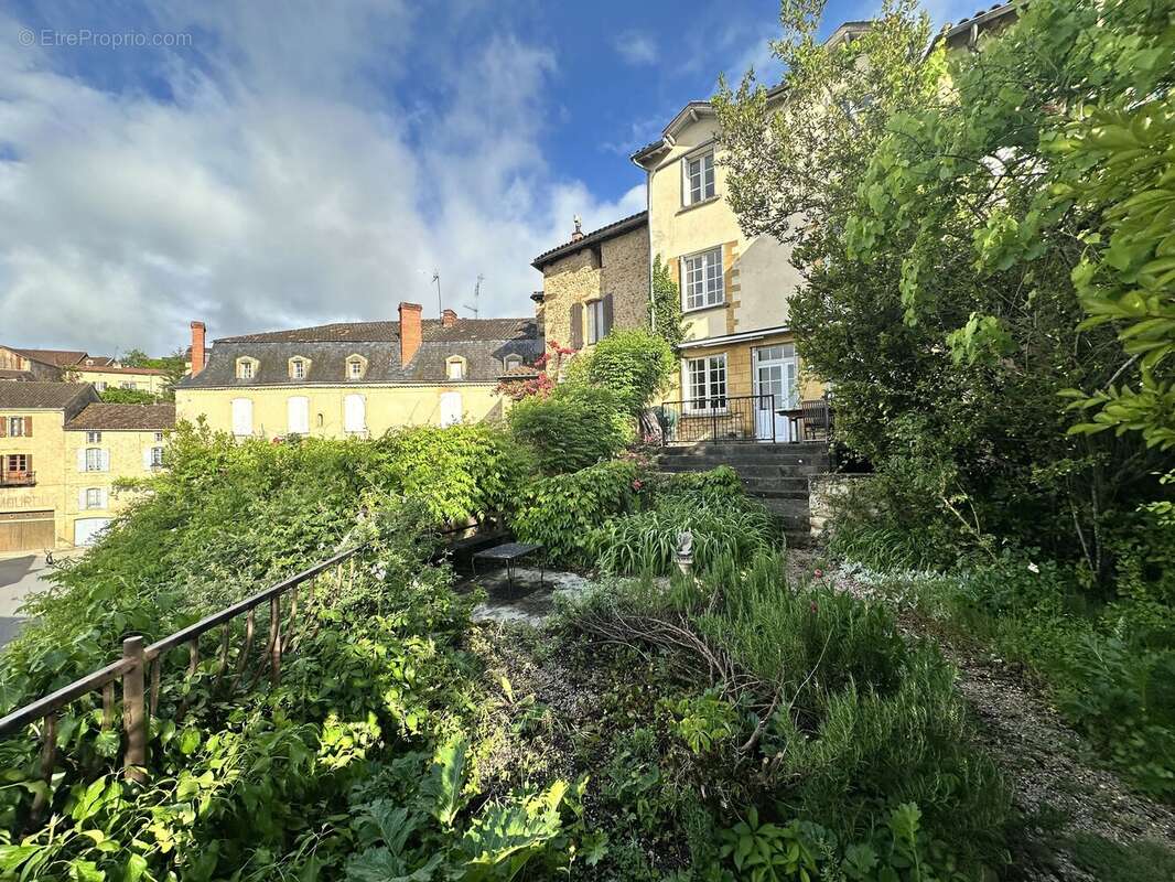 Maison à BELVES