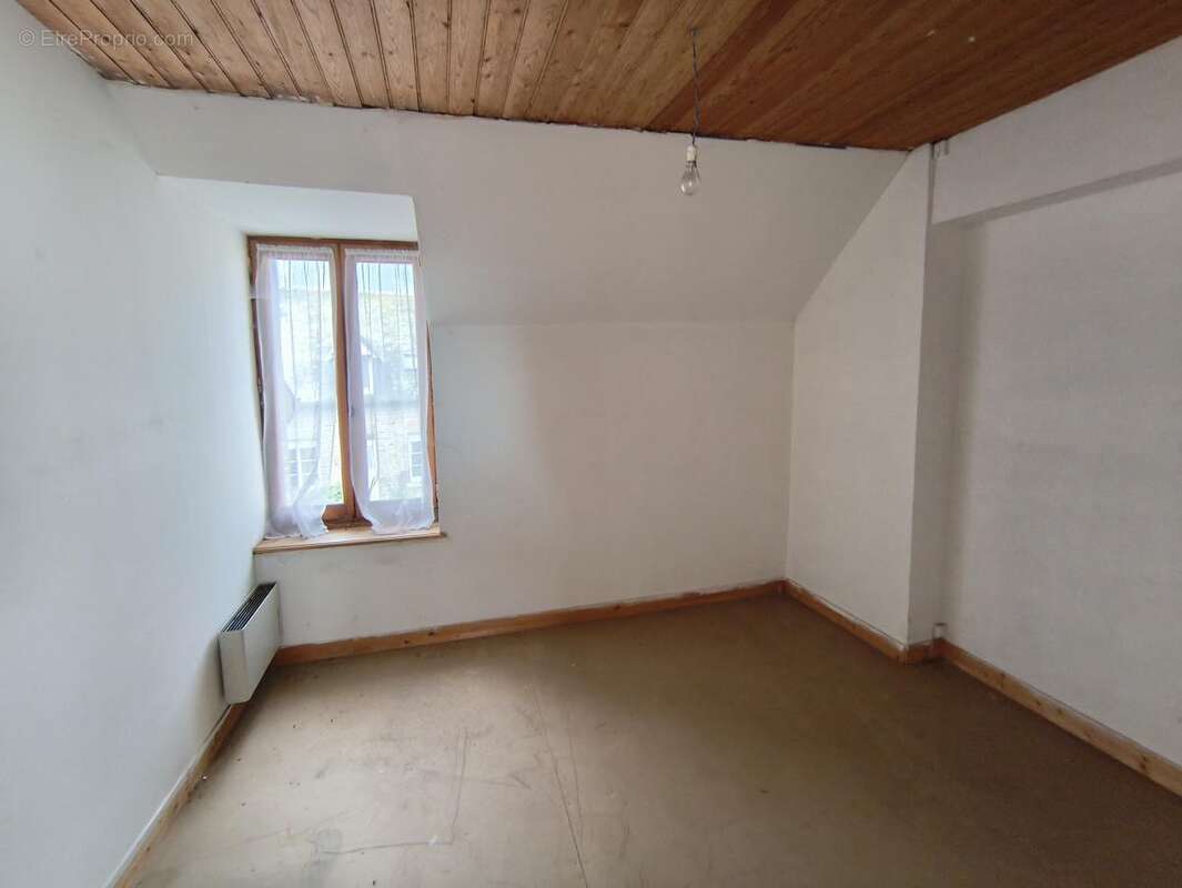 Maison à SAINT-FRAIMBAULT