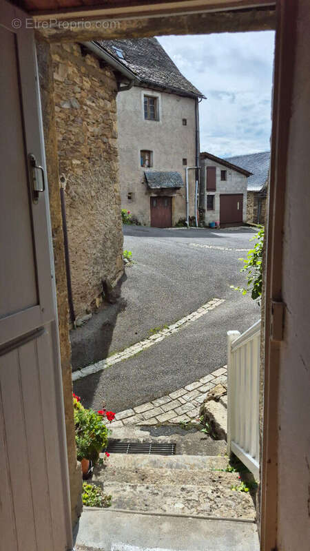 Maison de ville type 6, 80 m² , castelnau de mandailles - photo 13