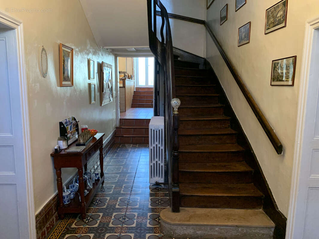 Maison à CHAMPAGNE-MOUTON