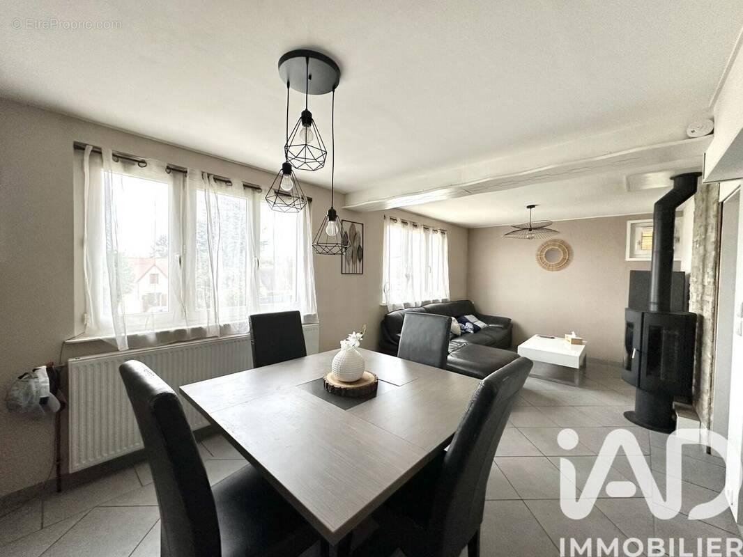 Photo 1 - Maison à SOIGNOLLES-EN-BRIE
