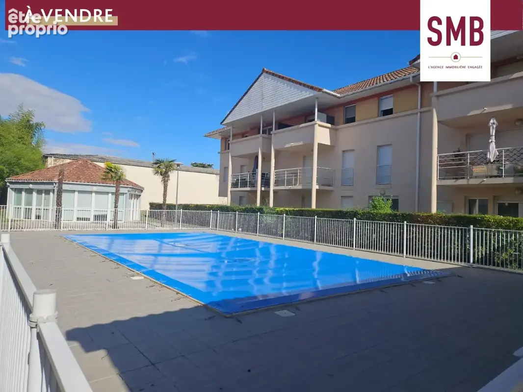 Appartement à LONS