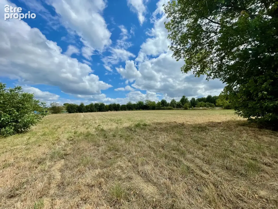 Terrain à LE MUNG