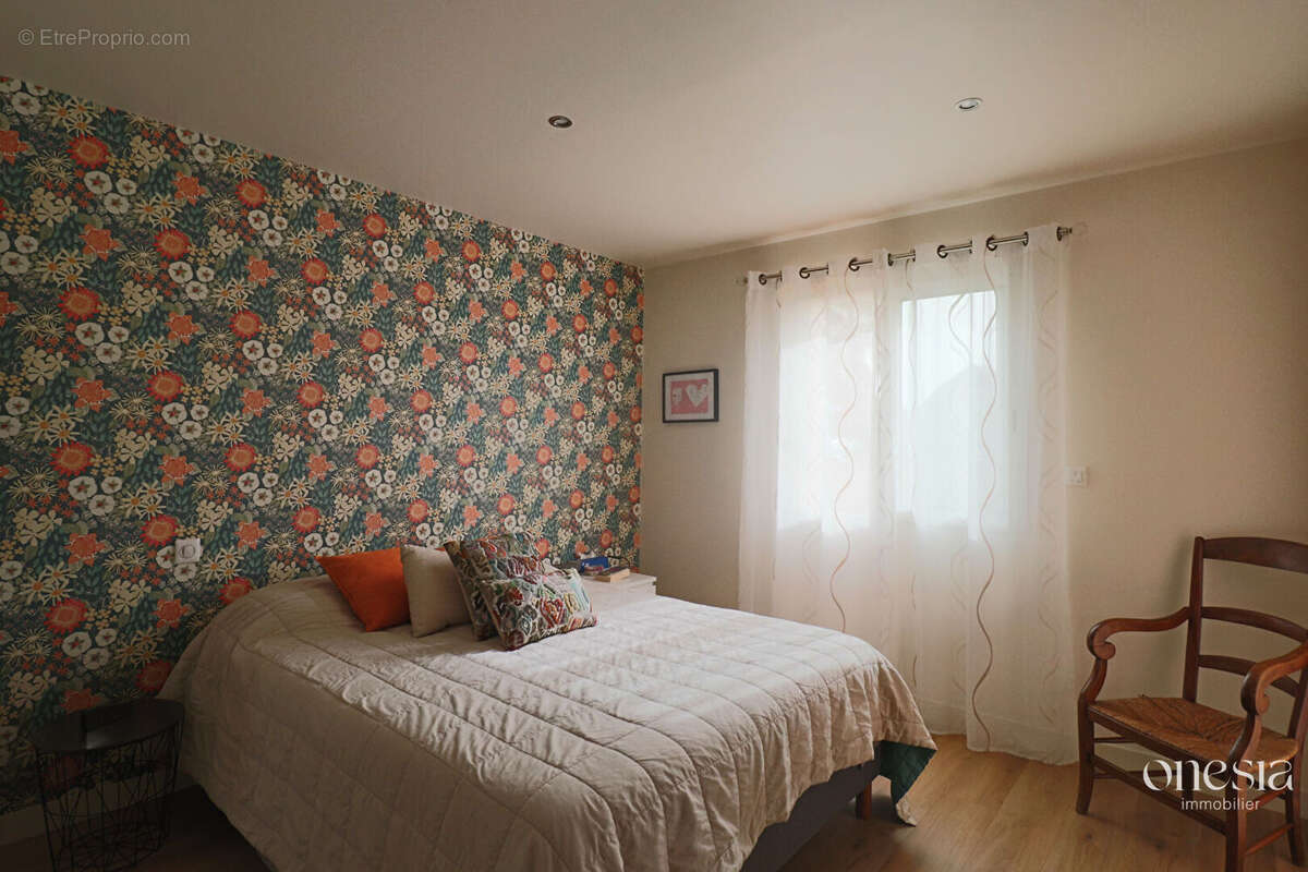 Maison 167 m² à Lescar  - photo 6