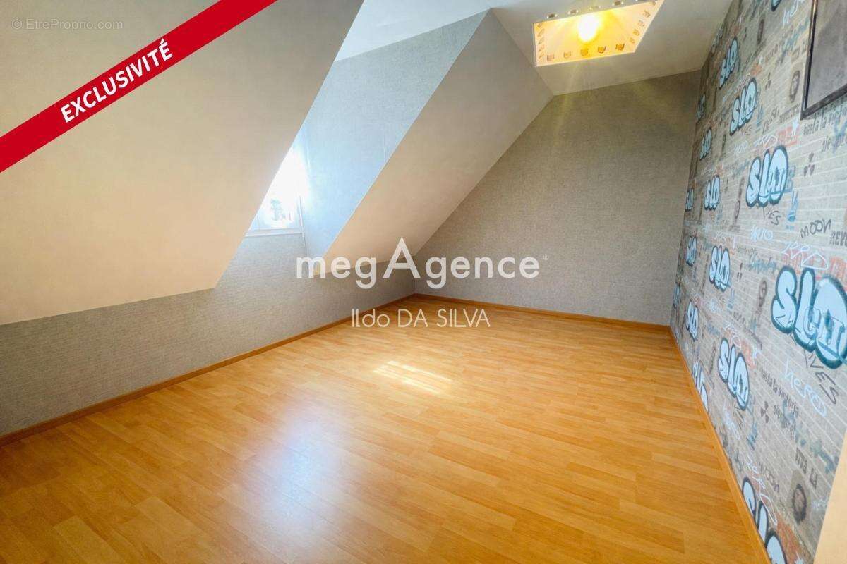 Maison à ALLERY