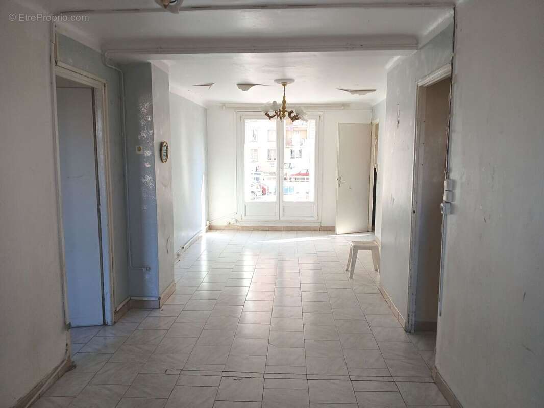 Appartement à MARSEILLE-10E