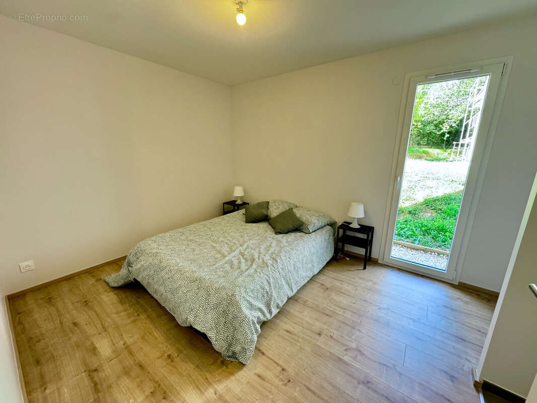 Maison 121 m² à Pugey  - photo 6