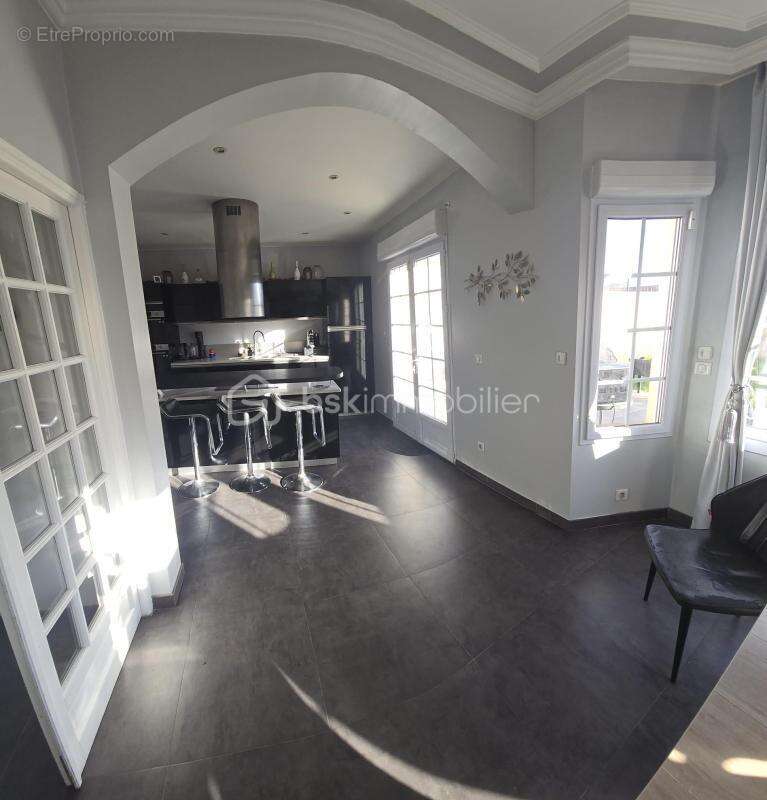 Belle maison familiale de 170 m² avec prestations haut de gamme - photo 2