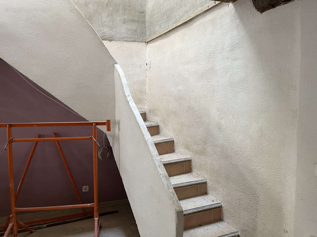 A vendre maison   villegaihenc - photo 4