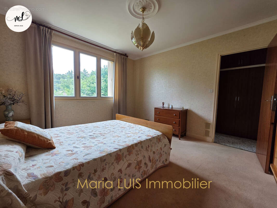 Maison individuelle proche du centre de la commune et des complexes sportifs - photo 7