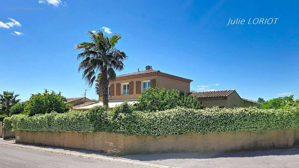 Maison à MONTAGNAC