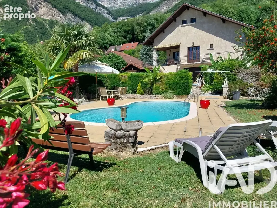 Photo 1 - Maison à LA TERRASSE