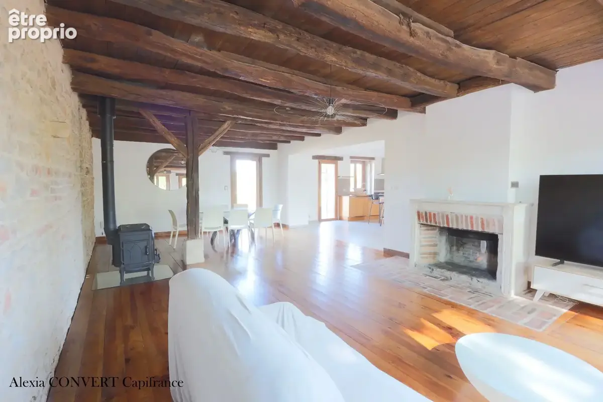 Ferme Rénovée à vendre 6 pièces 249m² SAINT DENIS LES BOURG (01) - photo 7