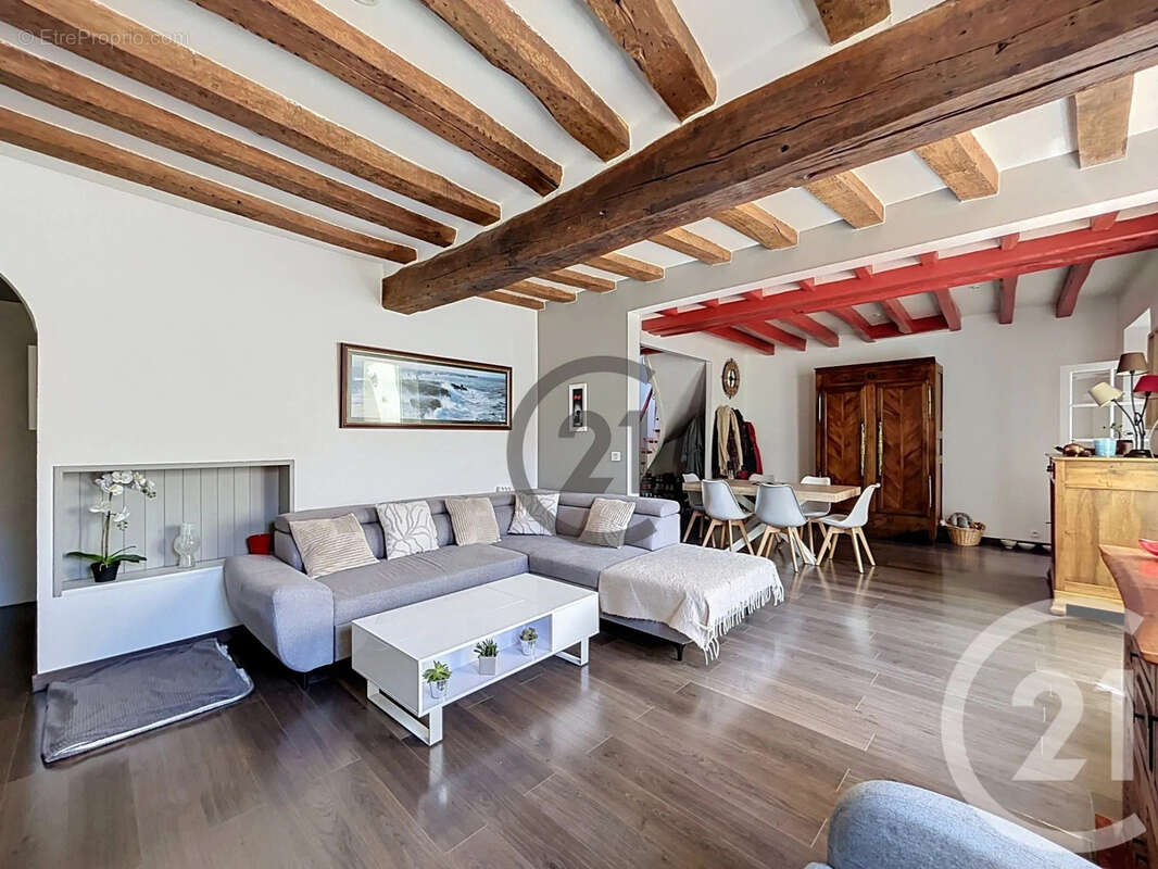 Maison 141 m² à Villeblevin  - photo 4