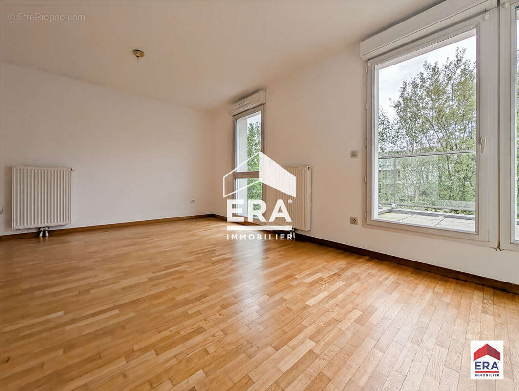 Appartement - 67 m² -  Terrasse - place de parking sécurisée - Wasquehal Centre - photo 4