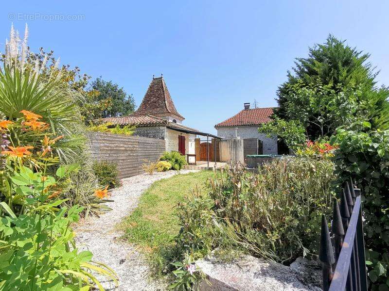 Maison à CAZIDEROQUE