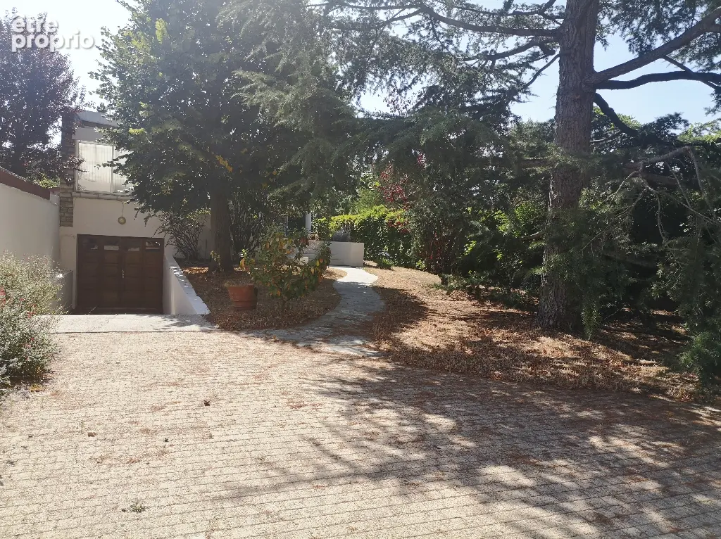 Maison 5 pièces 115 m² à vendre à Sartrouville (78500) - photo 2