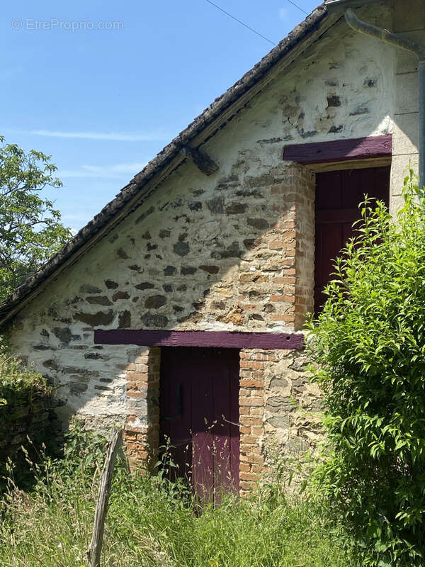 Maison à SAINT-GERMAIN-LES-BELLES