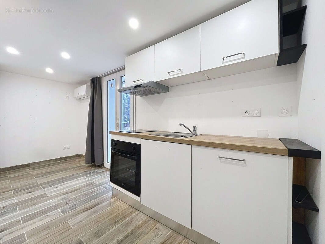 Villa Mitoyenne + Studio Indépendant et Terrain de 1200m2 à Bancairon - photo 11