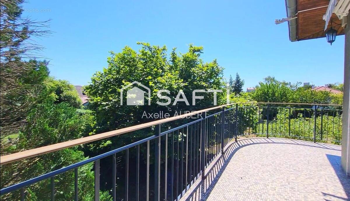 Photo 1 - Maison à RILLIEUX-LA-PAPE