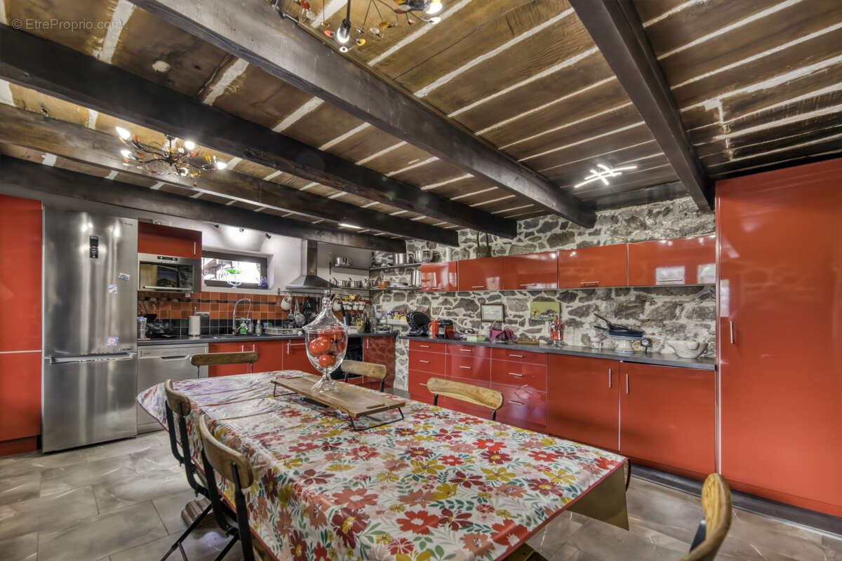 Maison à ROQUEBILLIERE