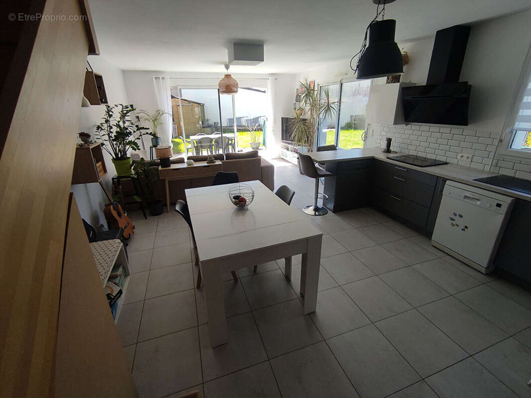 Maison à BESNE