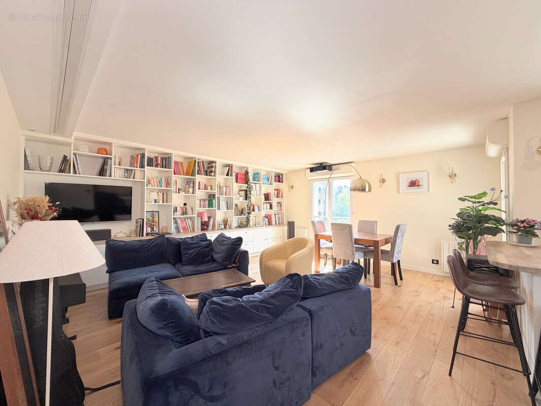 Appartement à SURESNES