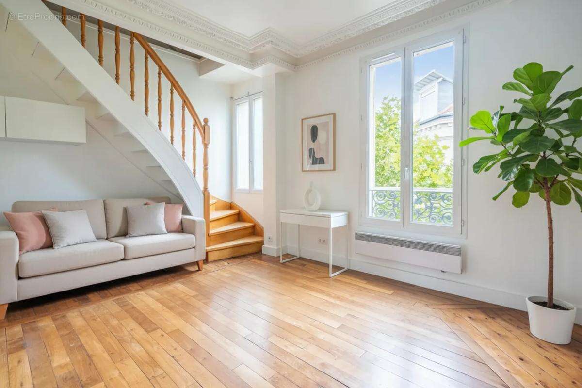 Appartement à LE PERREUX-SUR-MARNE