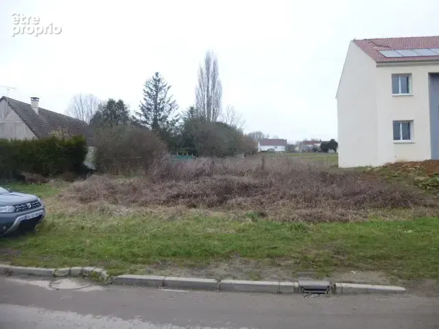 Photo Terrain à Boissy-Le-Chatel au prix de 115 000€