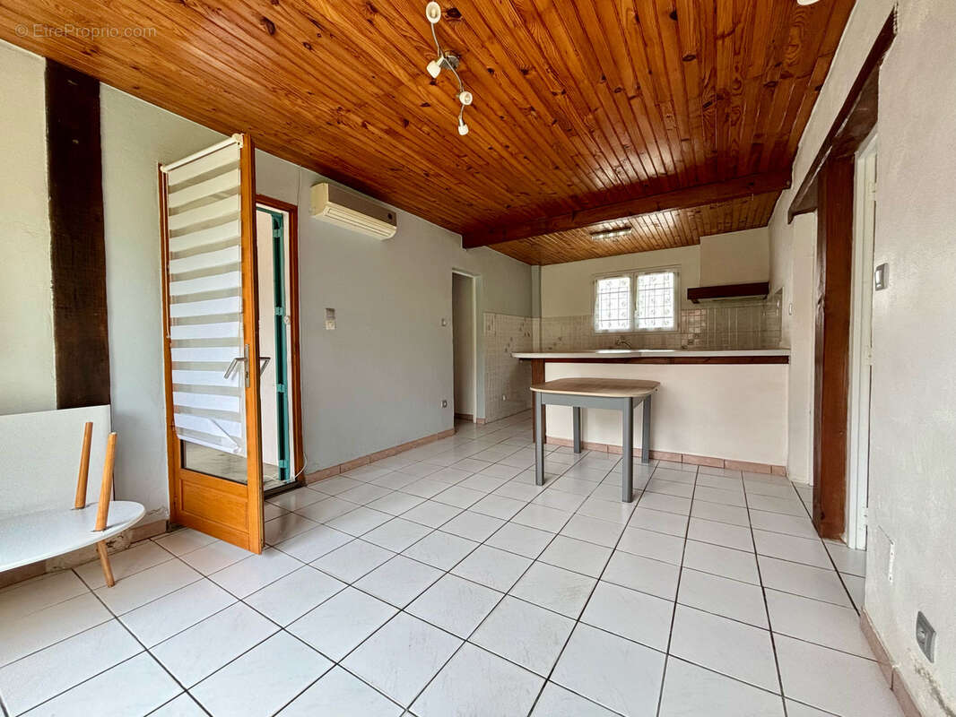 Maison à BENESSE-MAREMNE