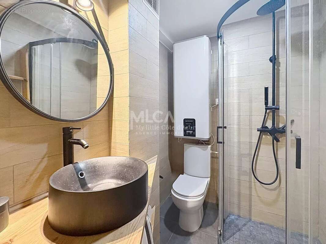Appartement à SAINT-ETIENNE-DE-TINEE