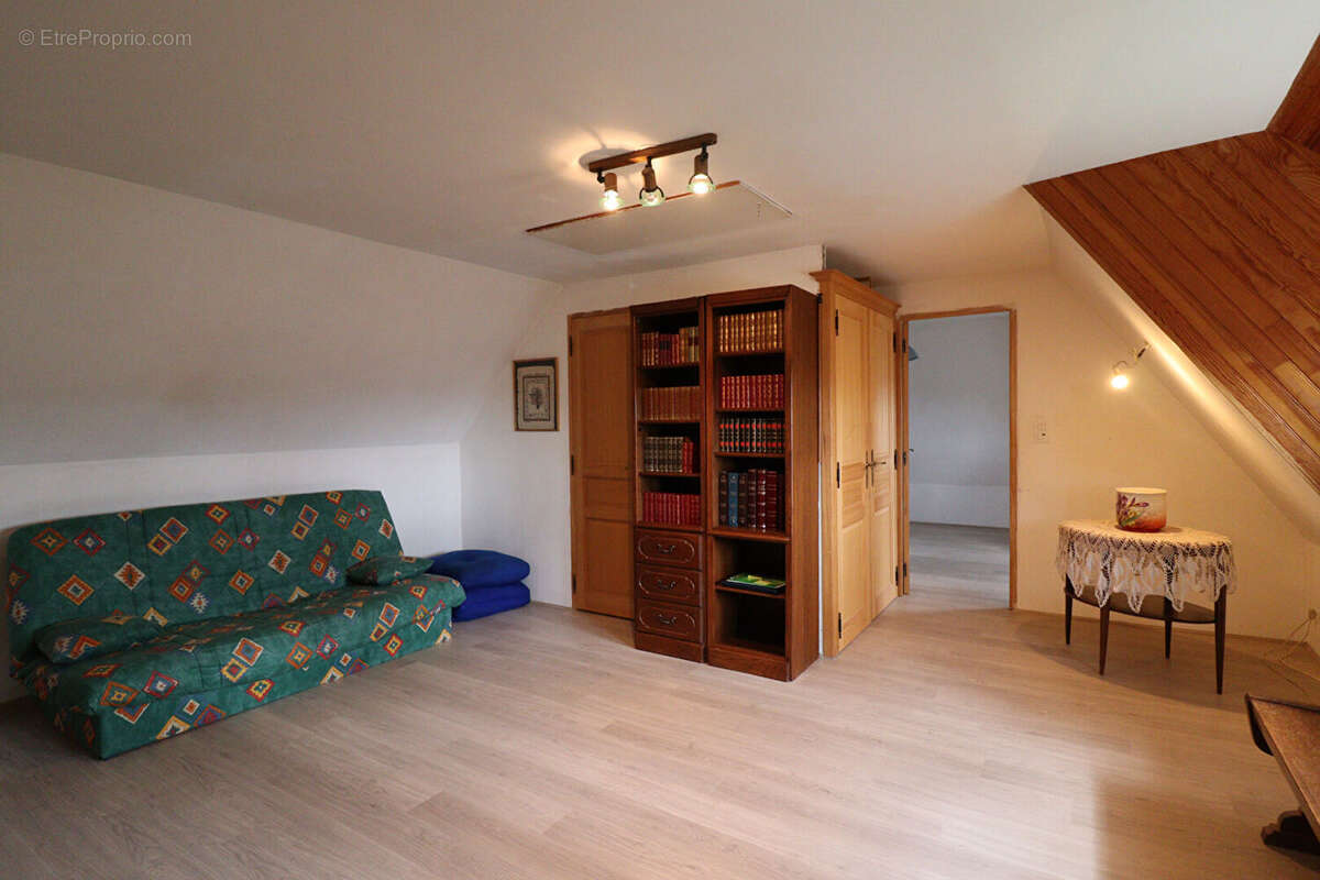 Maison à PEYRELEVADE