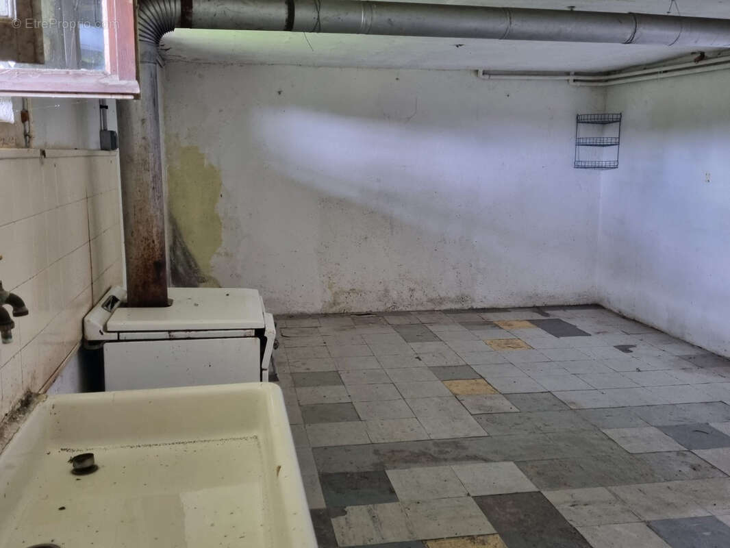 Maison à NEUVY-SAINT-SEPULCHRE