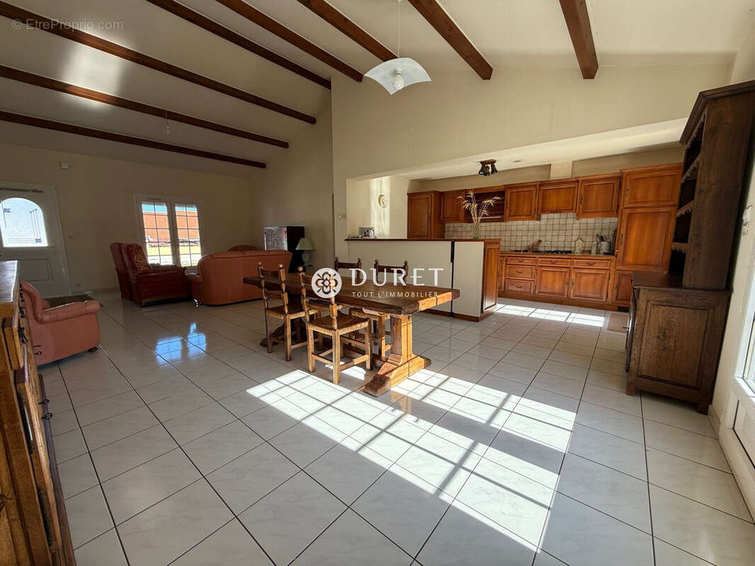 Maison à SAINT-HILAIRE-DE-RIEZ