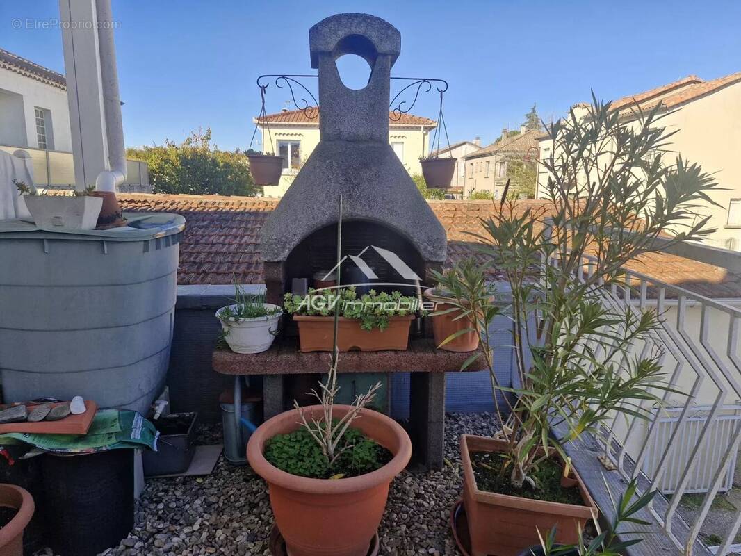 Appartement à SALINDRES