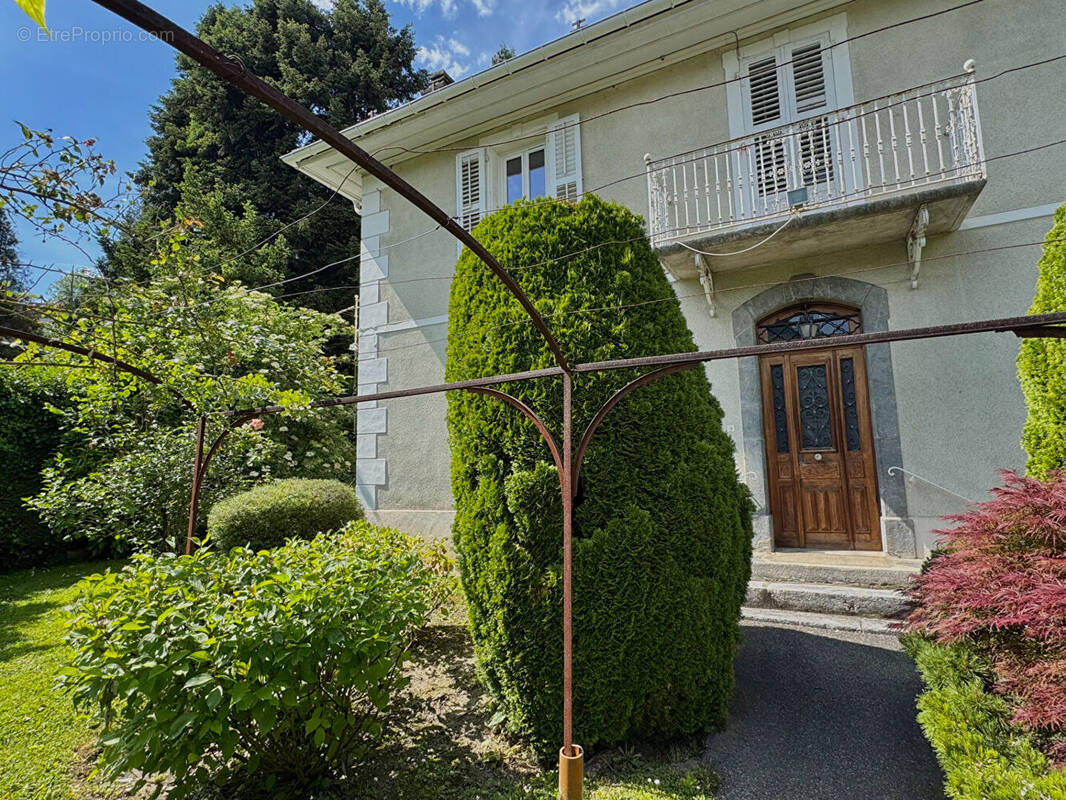 Appartement à ALBERTVILLE