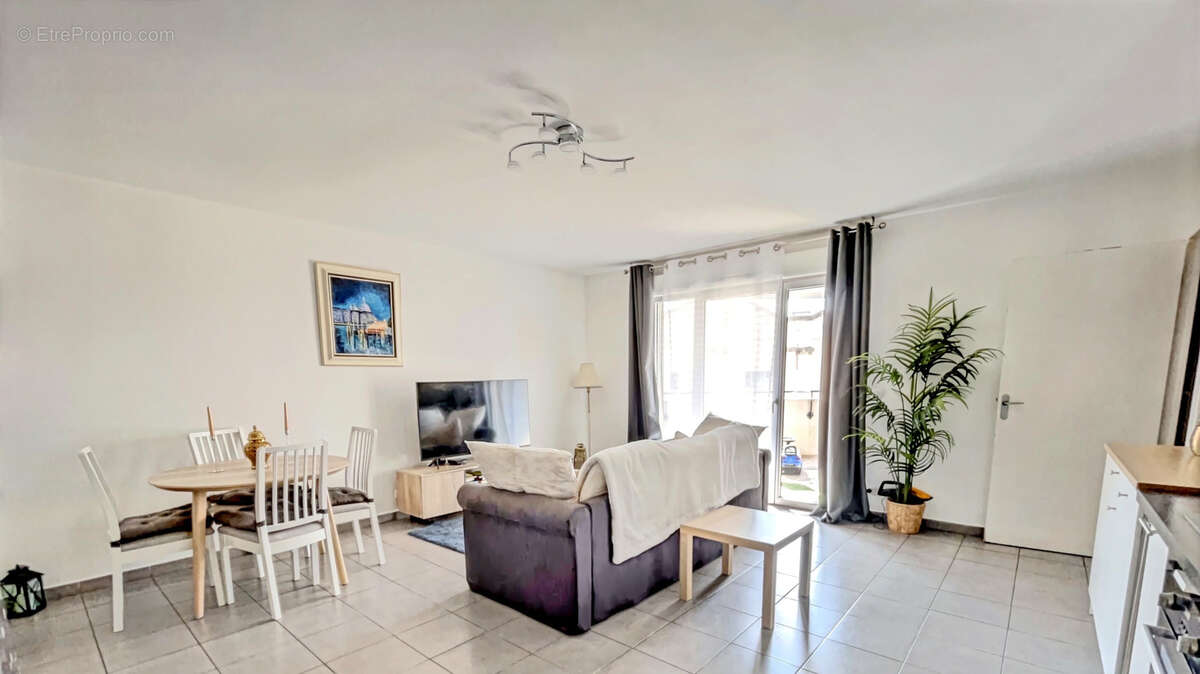 Appartement à MARSEILLE-10E