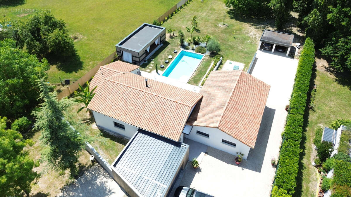 Maison à SAINT-MEDARD