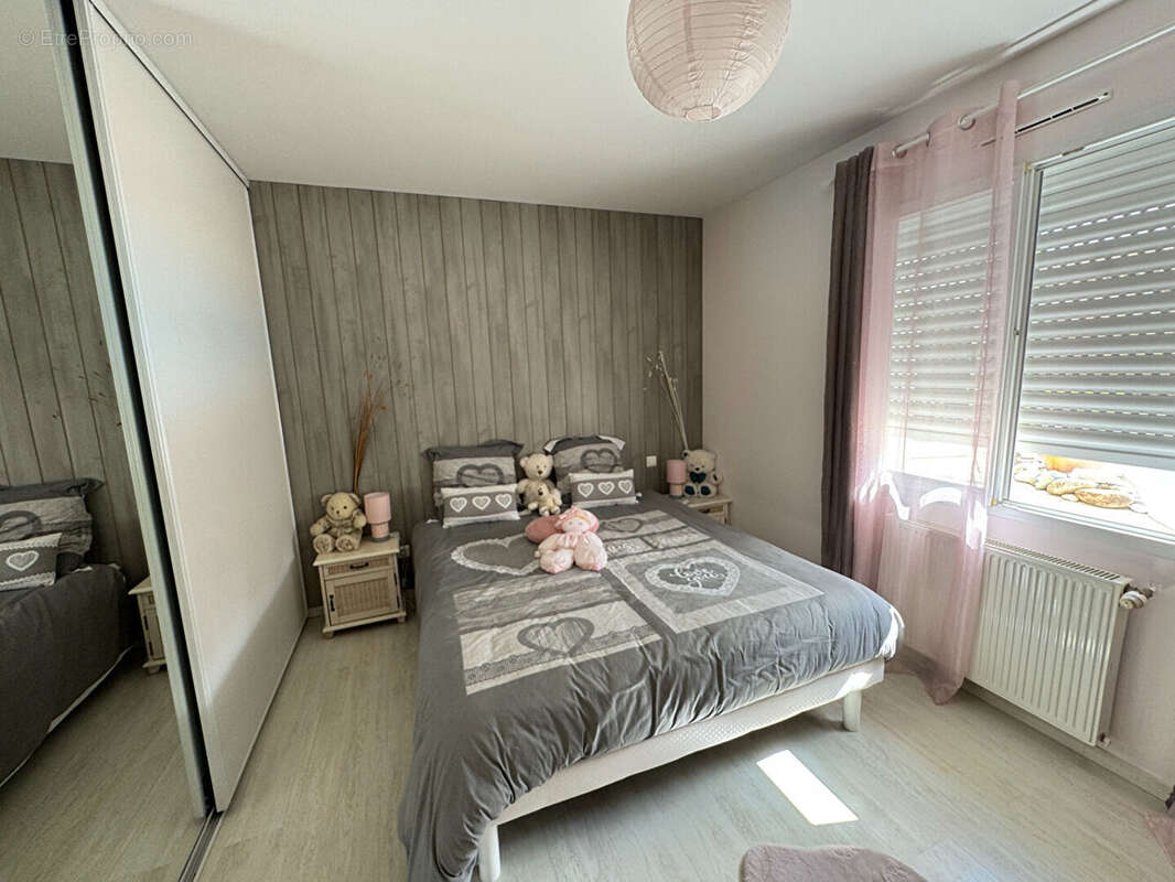 Maison L Isle D Espagnac 5 pièce(s) 132 m2 - photo 10