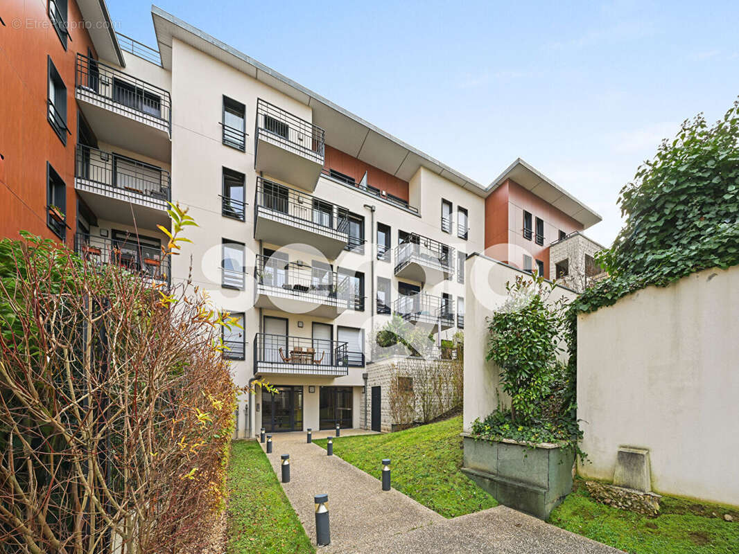 Appartement à RUEIL-MALMAISON