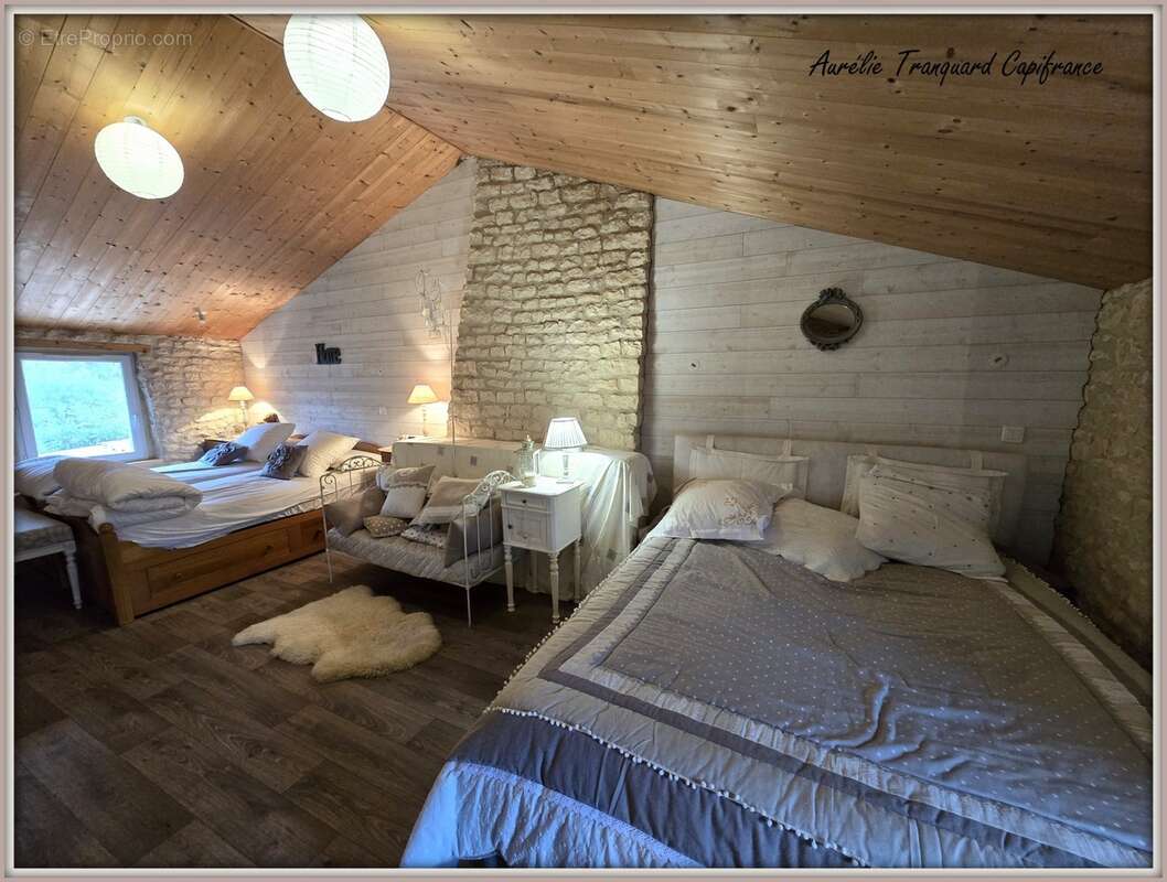 Maison à vendre 4 pièces ANTEZANT LA CHAPELLE (17) LONGERE/ maison charentaise avec dépendances - photo 10