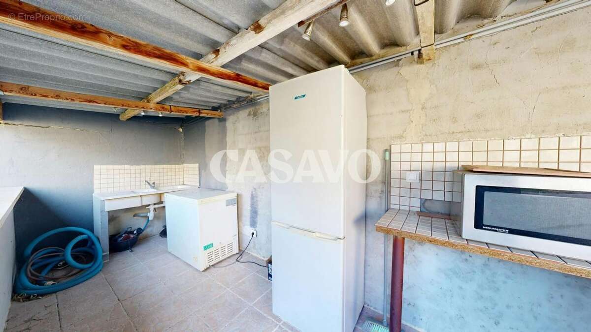 Vente Maison 10 pièces de 231m² - 84300 Taillades - photo 28